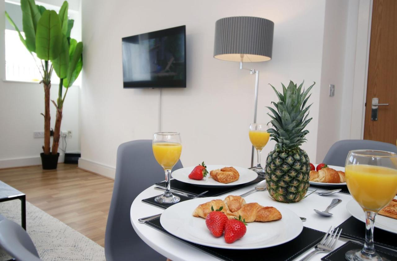 St Thomas Loft Views By Ssw - 2Br, Parking, Sleeps 4, Easy Access To City Centre, Marina, Beach And M4 Swansea Eksteriør bilde