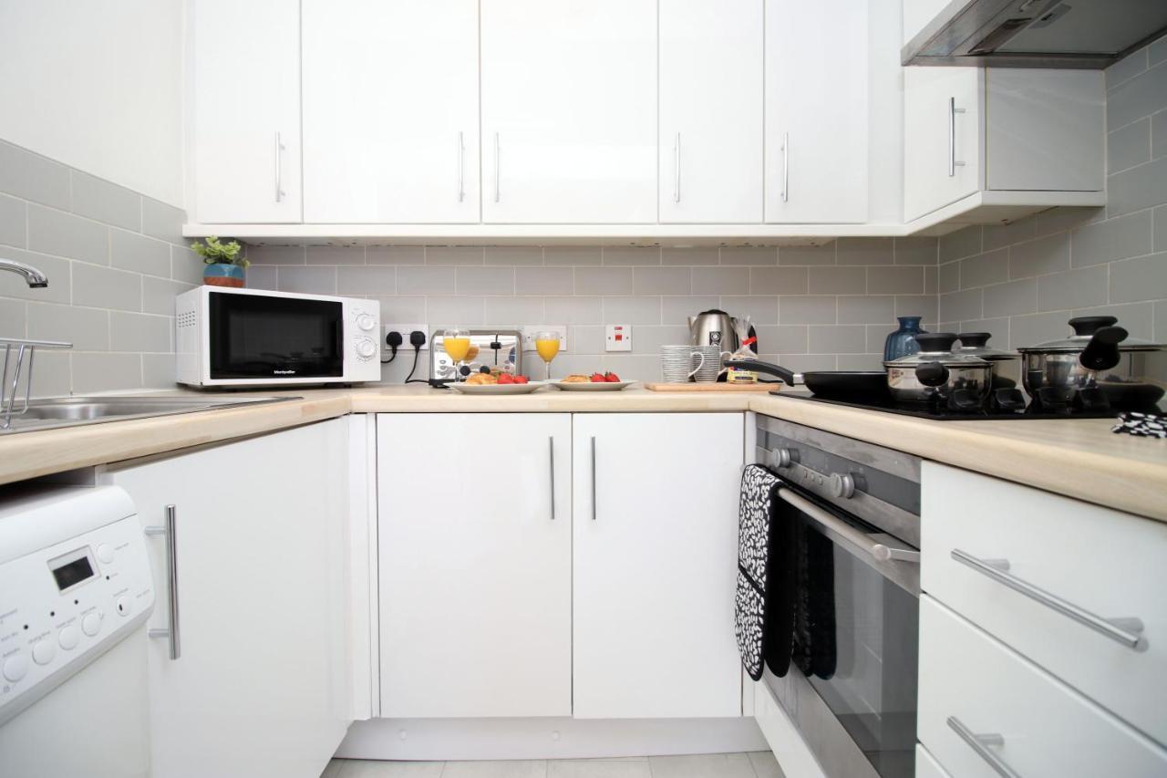 St Thomas Loft Views By Ssw - 2Br, Parking, Sleeps 4, Easy Access To City Centre, Marina, Beach And M4 Swansea Eksteriør bilde
