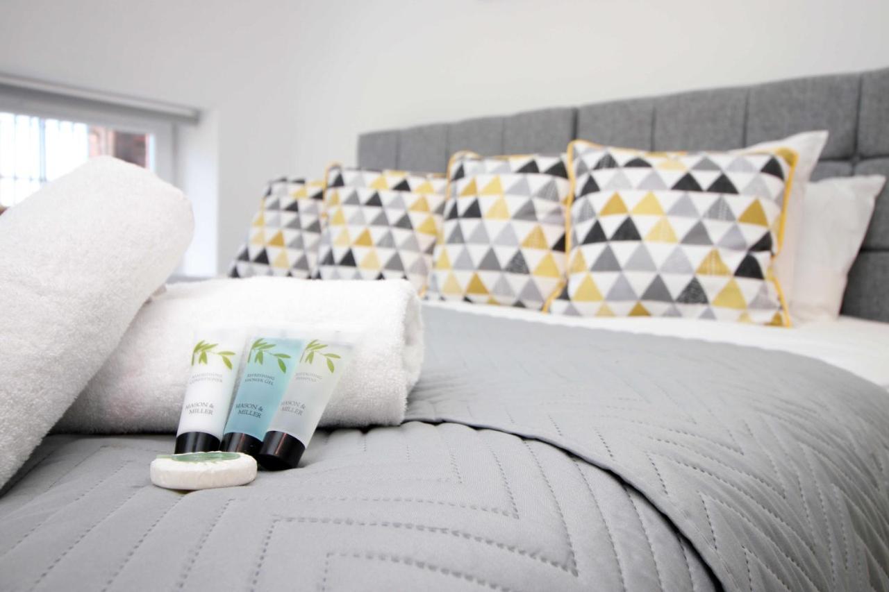 St Thomas Loft Views By Ssw - 2Br, Parking, Sleeps 4, Easy Access To City Centre, Marina, Beach And M4 Swansea Eksteriør bilde