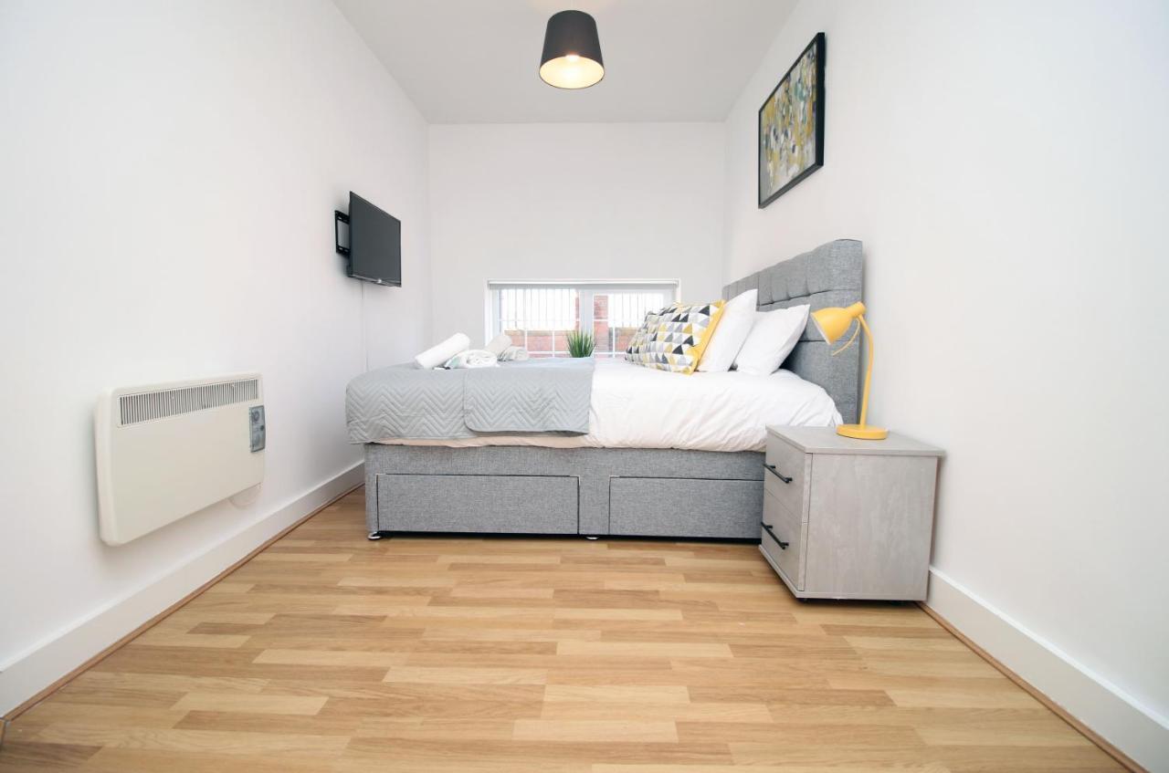 St Thomas Loft Views By Ssw - 2Br, Parking, Sleeps 4, Easy Access To City Centre, Marina, Beach And M4 Swansea Eksteriør bilde
